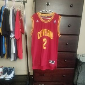 Kyrie Irving XXL